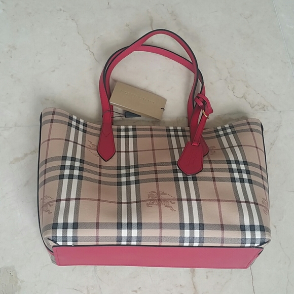 New with tags, Burberry Tote Handbag - Picture 8 of 8